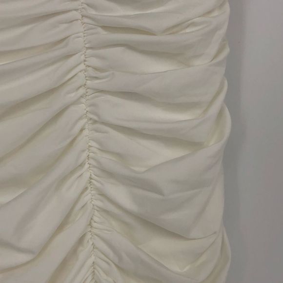 Hello Molly Montage Moment Dress in White size 4/Small NWT Ruched Off Shoulder - Picture 7 of 15